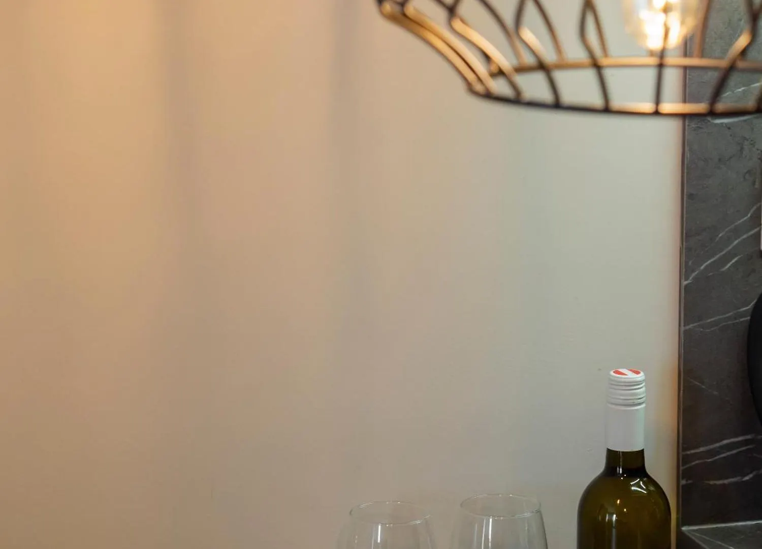 Cozy Apartment With Parking 5 Мinutes From The Center Sofia